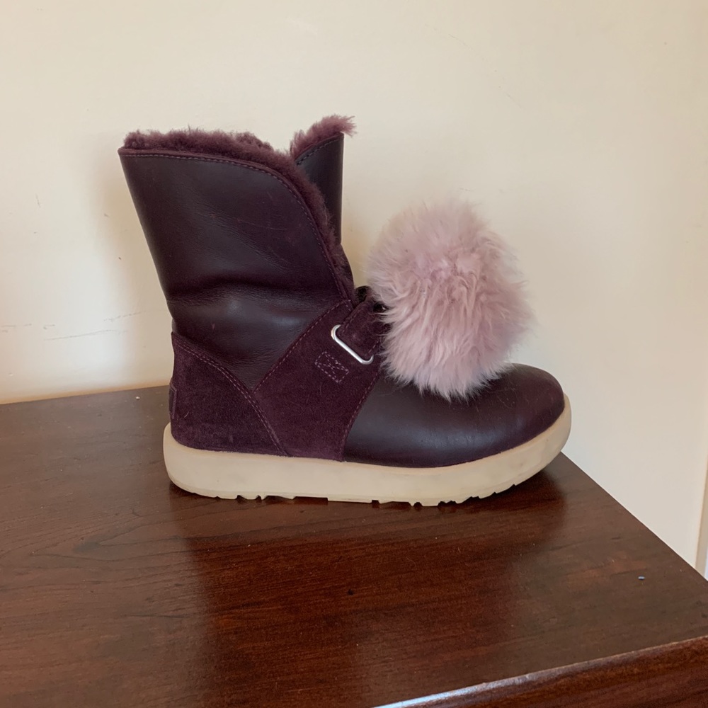 Ugg boots - Picture 1 of 2
